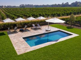 Le Mas Barossa, guest house in Rowland Flat