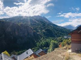 Alta, hotel near Moulin Benjamin Ski Lift, Valloire