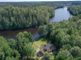 Holiday Home Småland Paradiset, будинок для відпустки у місті Ryd