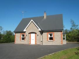 Dillon's Cottage, holiday rental in Monneill