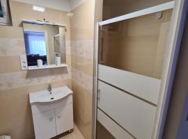 Napfény Apartman, rental liburan di Mako