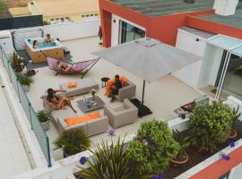 Bica, luxury heated penthouse with jacuzzi and large terrace in Baleal