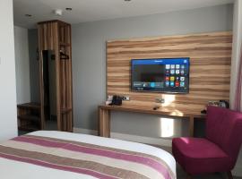 Escape Hotel, hotel in Barrow in Furness