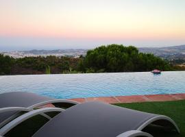 Villa FenaVista, hotel in Mijas