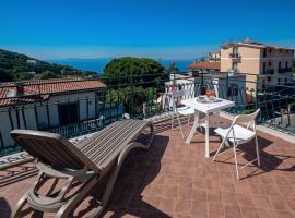 Maison Cipriani, hotel in SantʼAgata sui Due Golfi