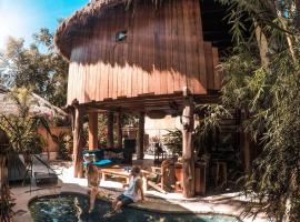 Gili Treehouse, вілла у місті Гілі-Траванган