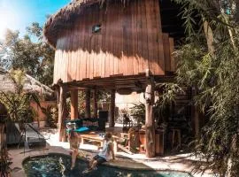 Gili Treehouse