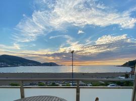 Petit Palace Tamarises, beach hotel in Getxo