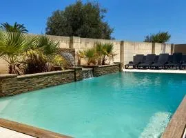 Ta Lucija - Luxurious 6 Bedroom/En suite Villa - Pool / AC