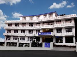Hotel Vatika - the riverside resort, hotel com estacionamento em Dharamshala