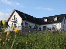 Apartmány Allis, hotel in Lipno nad Vltavou