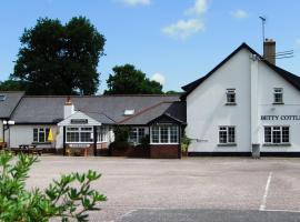 Betty Cottles Inn, hotel v destinaci Okehampton