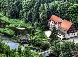 Hotel-Gasthof Neumühle, hotelli kohteessa Thiergarten