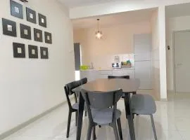 3 Bedrooms FULLY AIRCOND,near MSU , Shah Alam stadium