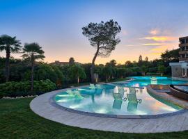 Esplanade Tergesteo - Luxury Retreat: Montegrotto Terme'de bir otel