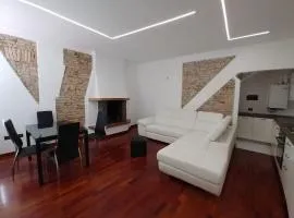 APPARTAMENTO LAKE GARDA ibiscus di Francia