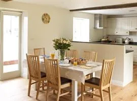 Manor Farm Courtyard Cottages