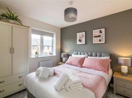 Blackstone Walk - Fabulous Houses with Parking, hotel in Nottingham