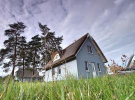 Zirchow에 위치한 호텔 Haus unter den drei Bäumen - Urlaub auf der Sonneninsel Usedom