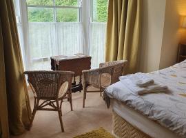 Pendyffryn Manor Bed & Breakfast, hotel v destinaci Little Haven