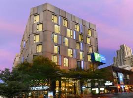 Holiday Inn Express Bangkok Sukhumvit 11, an IHG Hotel, hotel Holiday Inn en Bangkok