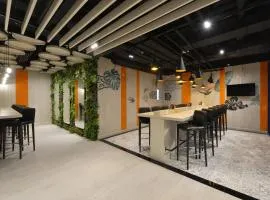 Holiday Inn Express Bangkok Sukhumvit 11 by IHG