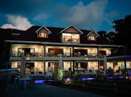 CocoLux Luxury Apartments, hotel in La Digue