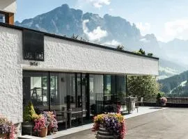 Hotel Ciasa Tamá