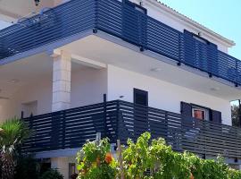 ŠPARADIĆI, hotel i Grebaštica