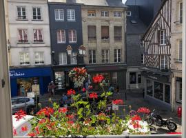 L'Appartement R Postel (4/6 Pers), hotell i Honfleur