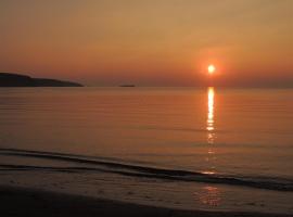 Sunset Bed and Breakfast, accommodation in Broad Haven