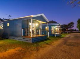 Pelican Rest Tourist Park, ξενοδοχείο στο Σεντ Τζορτζ