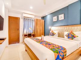 FabHotel The Sun Suites Vinayaka Nagar, hotel near Kempegowda International Airport - BLR, Yelahanka