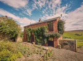 Host & Stay - The Red Brick Barn