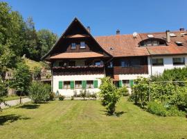 HAUS WALD und SEE - WASSERBURG, hotel en Wasserburg