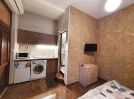 Студио Теа, hotel in Sliven