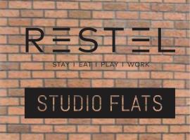 RESTEL STUDIO FLATS, căn hộ dịch vụ ở Hyderabad