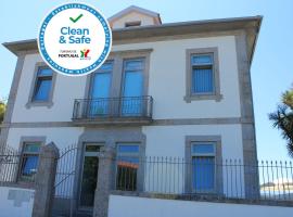 Solar Guesthouse Olival da Vinha, landsted i Castelo de Paiva