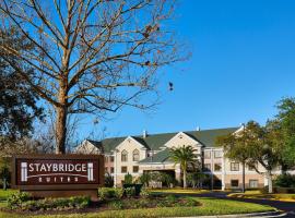 Viesnīca Staybridge Suites Orlando South, an IHG Hotel , netālu no vietas Orlando Starptautiskā lidosta - MCO