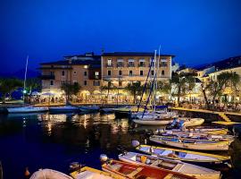 Albergo Gardesana, hotel en Torri del Benaco