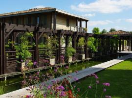 Résidence Les Vignes, hotel u gradu 'Jonzac'