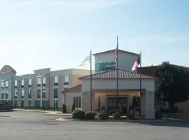 Holiday Inn Express Hickory - Hickory Mart, an IHG Hotel