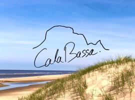 Cala Bassa Beachhouse, hôtel à Noordwijk aan Zee près de : Centre de bien-être Azzurro Wellness