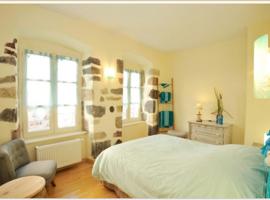 Relais du Noble Voyageur, hotel v destinaci Brioude