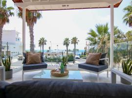 Phaedrus Living: Seaside Luxury Flat Limnaria 152, luxusní hotel v destinaci Paphos City