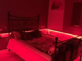 Chambre luxe spa, hotel in Moëlan-sur-Mer