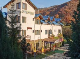 HOTEL ALL TIMES, hotel with parking in Timisul de Jos