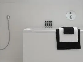 Maison Nationale City Flats & Suites