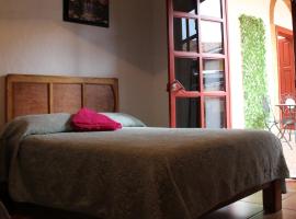 Hotel Real Acuitzio, Hotel in Acuitzio del Canje