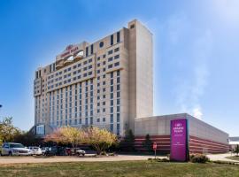 Crowne Plaza Springfield Convention Center, an IHG Hotel, hotel in zona Aeroporto Abramo Lincoln Capital - SPI, Springfield